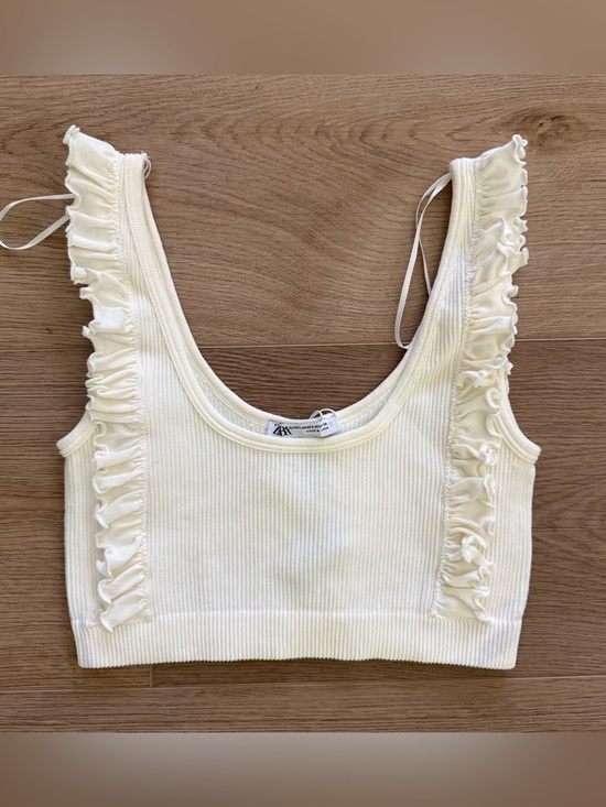 Zara Tops - Zara XS/S Ruffle Trim Ribbed Knit Crop Tank Top Cream Ivory